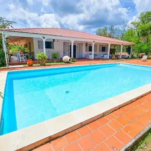  Villa Agreable Du Diamant Martinique